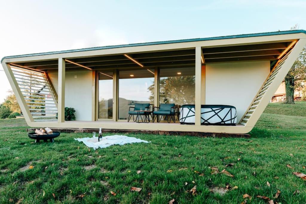 Holiday House Hona Lux Velike Lasce Exteriör bild