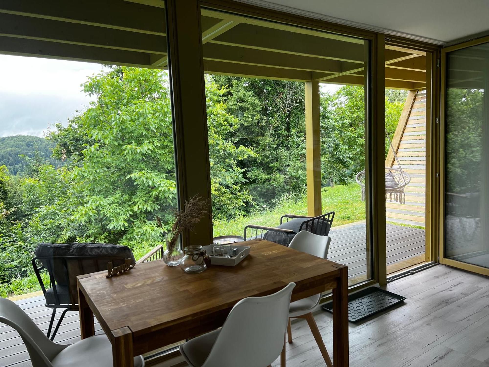 Holiday House Hona Lux Velike Lasce Exteriör bild