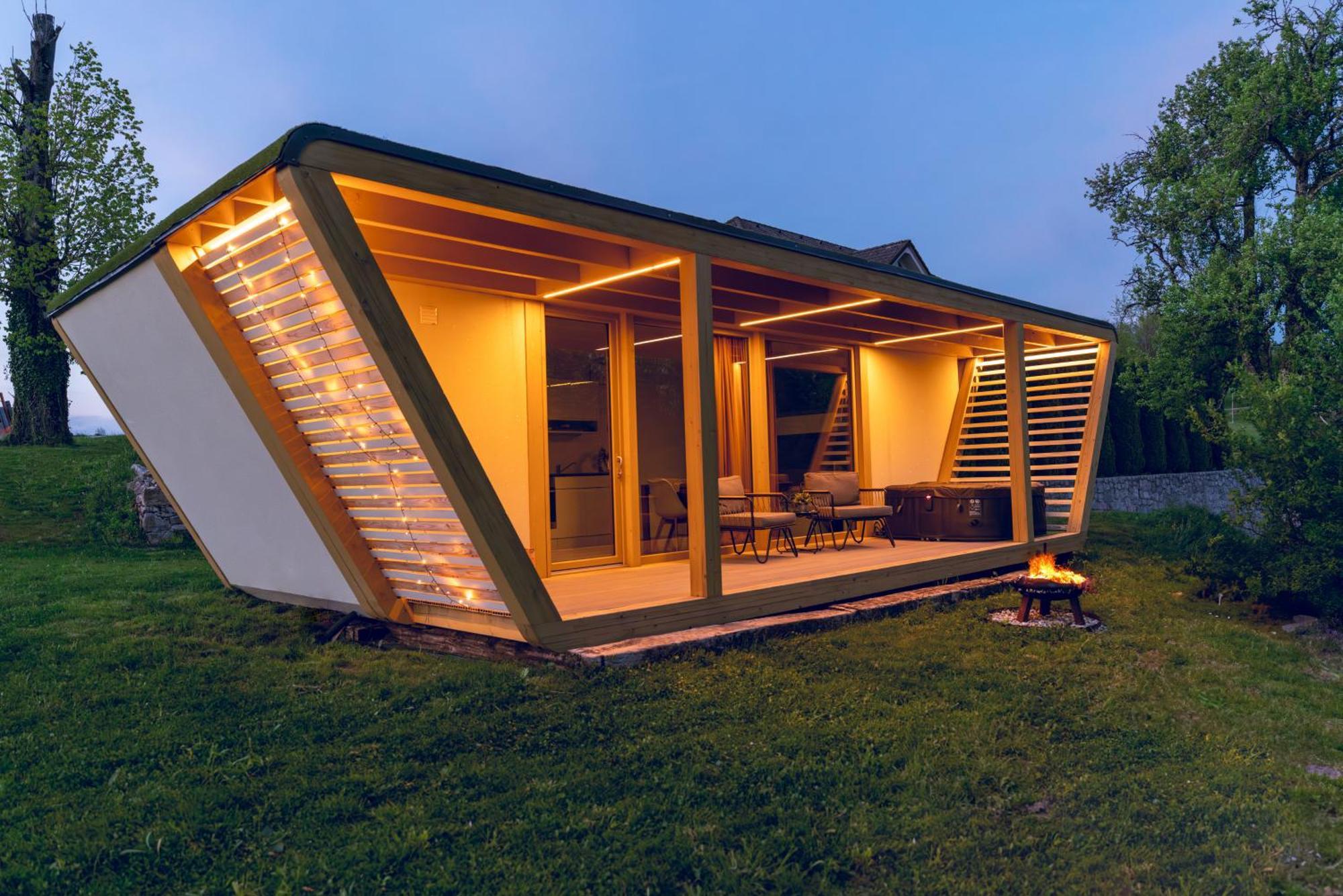 Holiday House Hona Lux Velike Lasce Exteriör bild