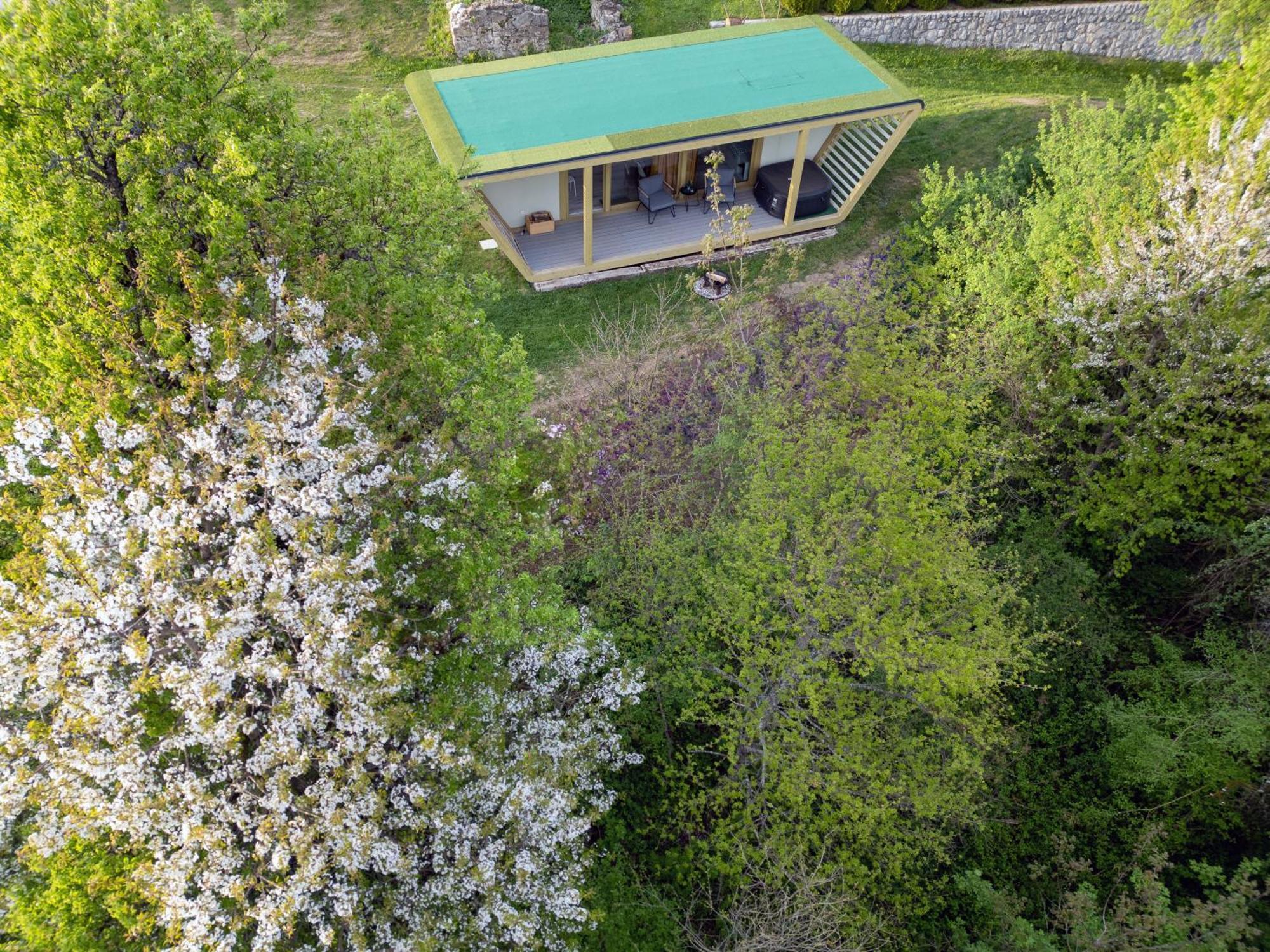 Holiday House Hona Lux Velike Lasce Exteriör bild